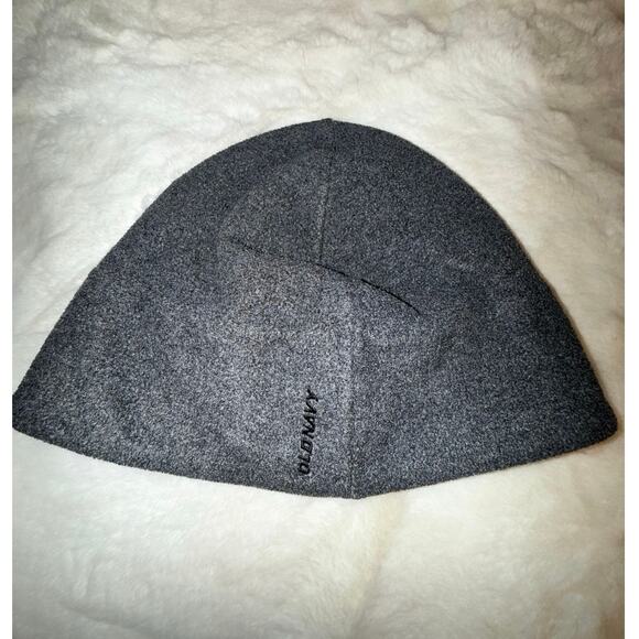 Charcoal Gray Fleece Winter Beanie — Old Navy — One Size - Picture 10 of 10